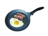 Crepiere 24 cm Swiss Diamond. Tous feux y compris l'induction.