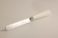 Couteau a dessert NEWBRIDGE BLANC ECUME